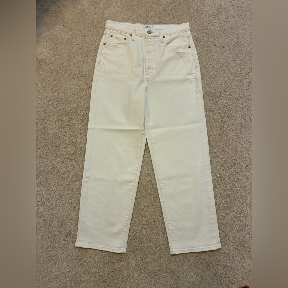 NWOT Pistola Women’s Cream Straight Jeans, Size 28
